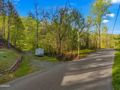 Unrestricted Land Near Gatlinburg, TN