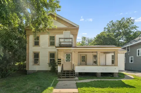 Remodeled 3-Unit Triplex