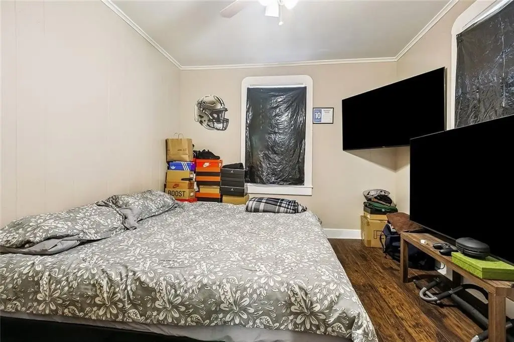 Picture 11