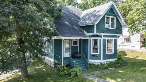 Duplex with Two Distinct Units