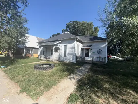 Single-Story Duplex with Fenced Yard