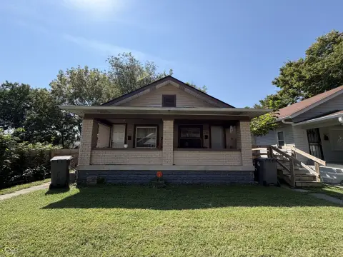 Occupied Duplex Near Butler