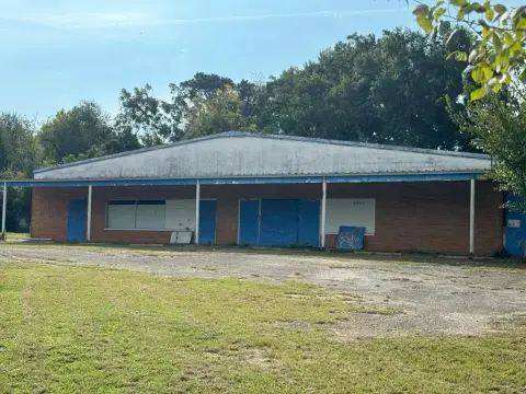 Nacogdoches Warehouse with Development Potential