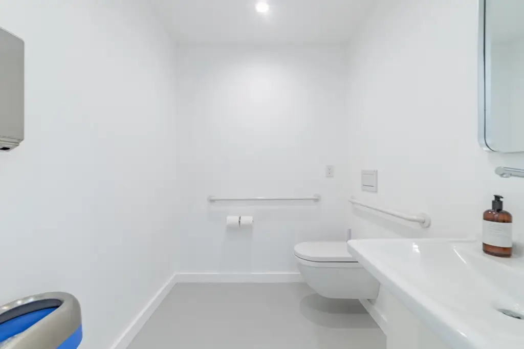 Picture 5