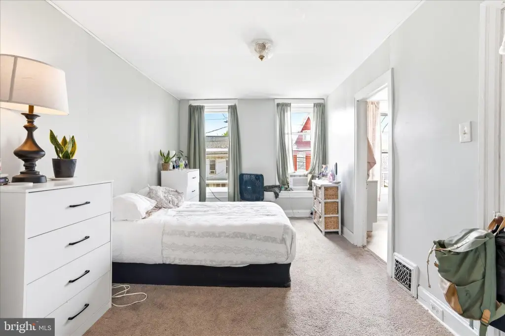 Picture 8