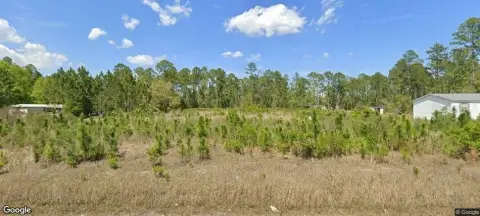 Spacious Lot in Daytona North