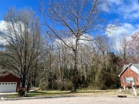 Residential Lot in Established Community