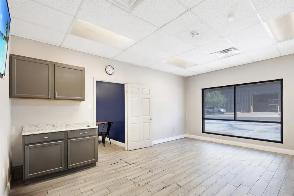 Picture 19