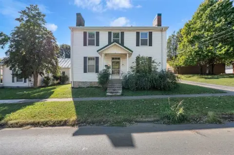 Franklin Office Building For Sale