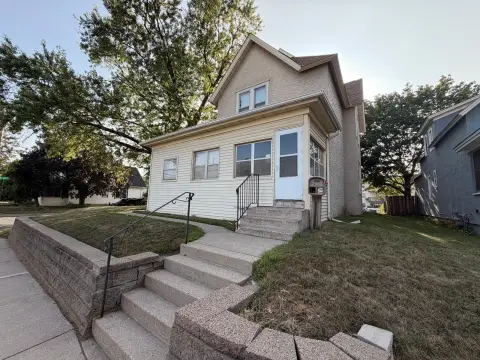 Vacant Duplex with Backyard