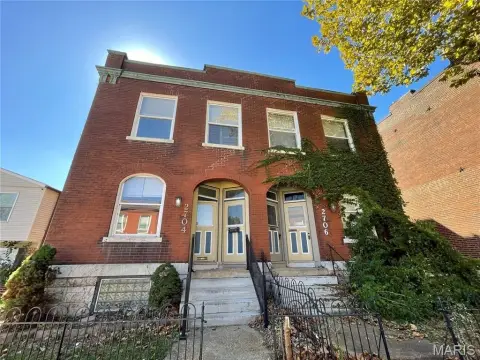 Renovated Triplex with Townhome Unit