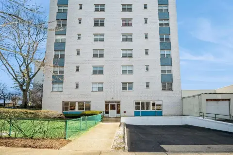 Renovated Office Space, Free Parking