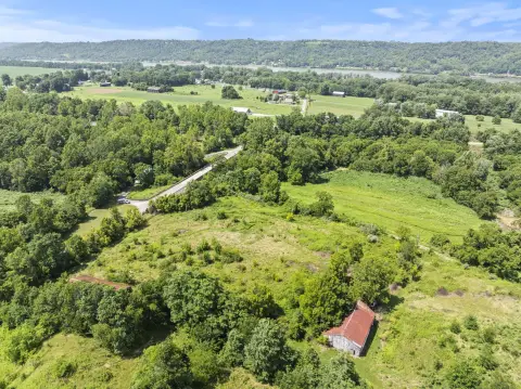 Expansive Farmland Estate Near River