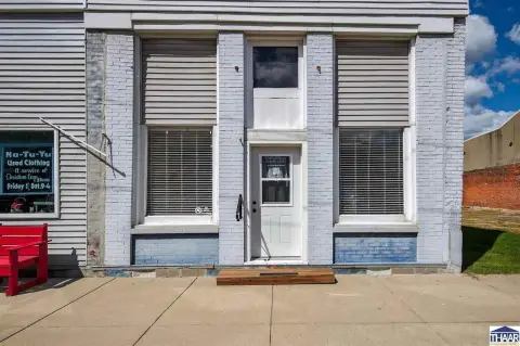 Renovated Commercial Space on Main