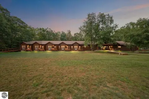 Northern Michigan Wilderness Retreat
