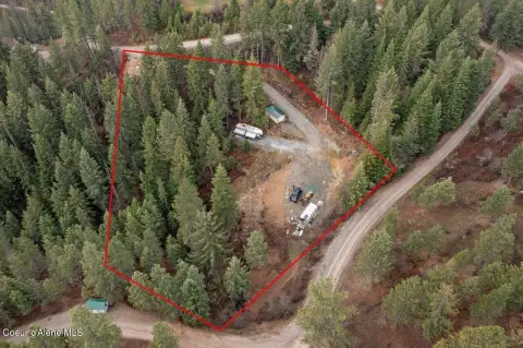 Residential Land in Pinehurst, Idaho