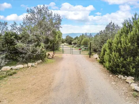 Spring City Land with Utilities