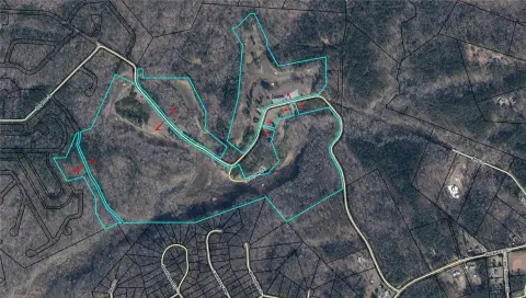 111-Acre Commercial Land with Buildings
