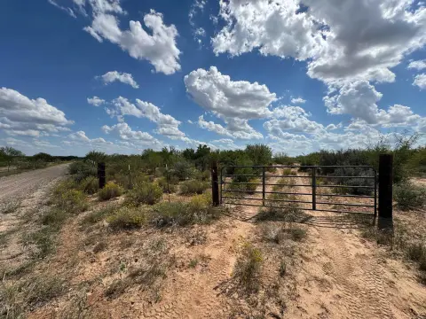 54-Acre Ranch Land in Laredo