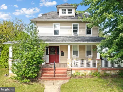 Victorian Duplex with Detached Garage