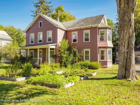 Renovated Two-Family Home in Tillson