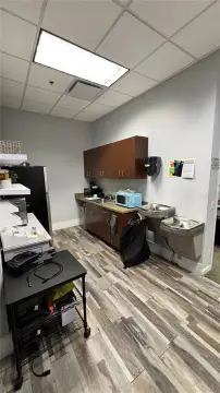 Move-in Ready Orlando Office Space