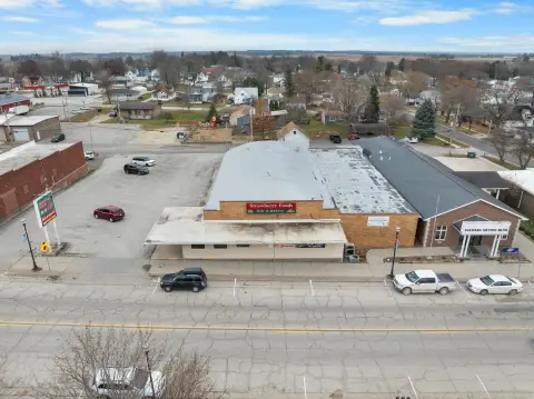 Prime Retail Space in Strawberry