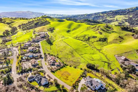 Buildable Lot in Pleasanton, CA