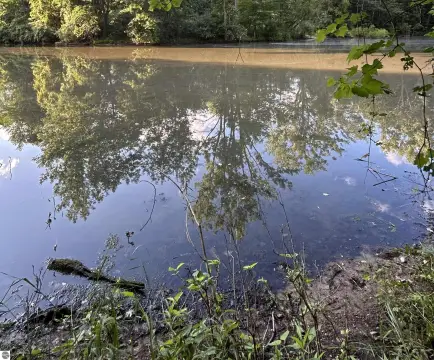 Waterfront Lot on Fawn Lake
