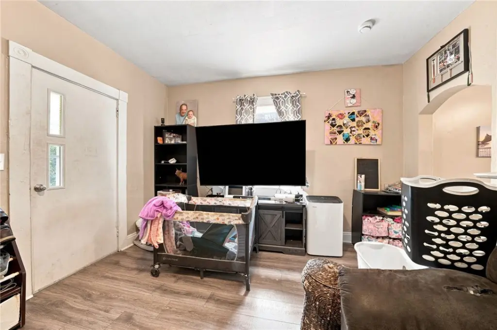 Picture 6