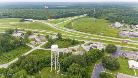 Commercial Property Near Interstate 95