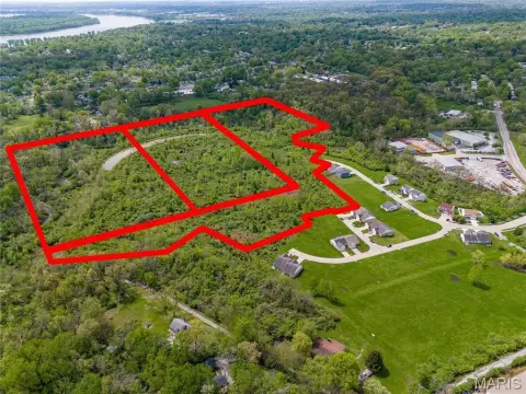 Residential Land in St Louis