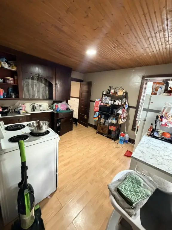 Picture 30