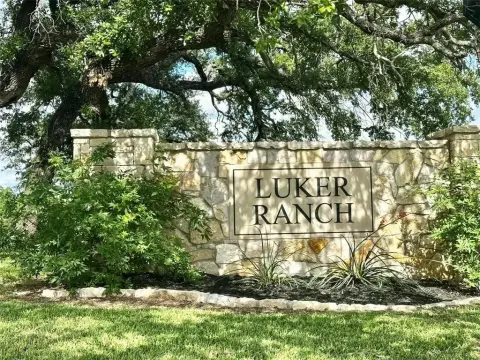Residential Land in Luker Ranch