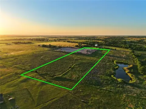 Mustang, OK: 12-Acre Agricultural Land