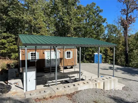 Cabin Ready for Lake Life