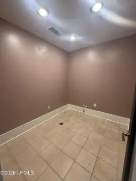 Salon Suite in Port Royal