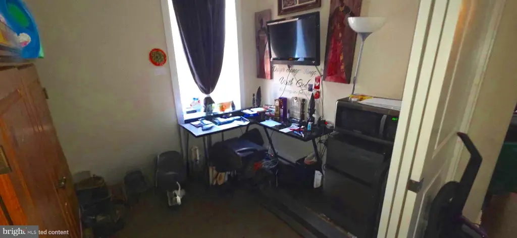 Picture 18