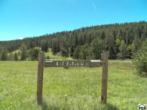 Hunting Land with Dry Cabin