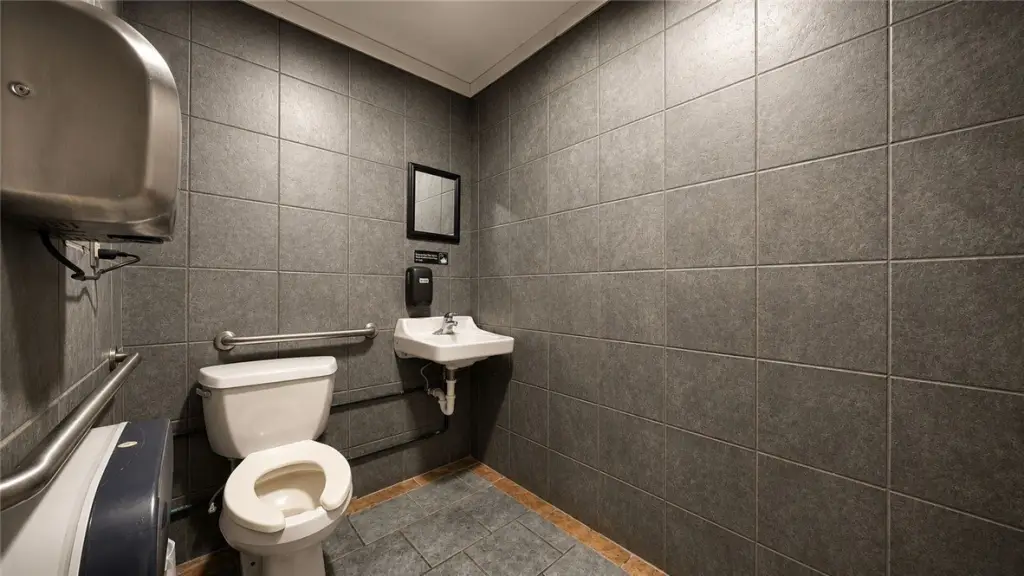 Picture 19