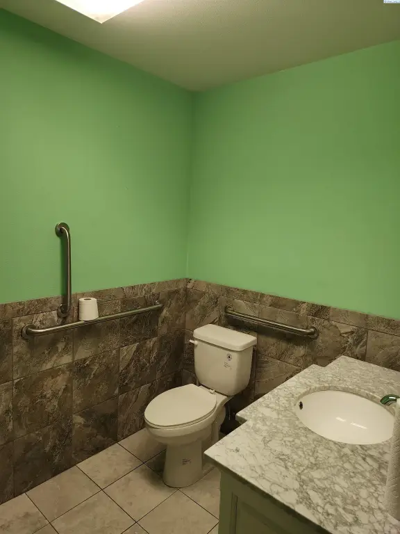 Picture 3