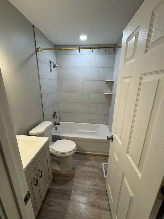 Picture 8