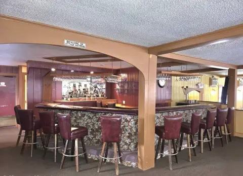 Restaurant Space on Mohawk Trail