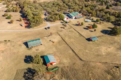 Luxury Barndominium on 66 Acres