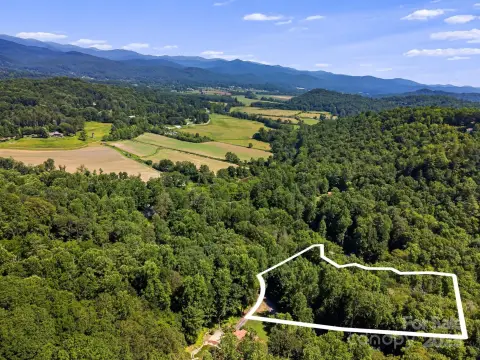 Tranquil Homesite in Sylvan Cove