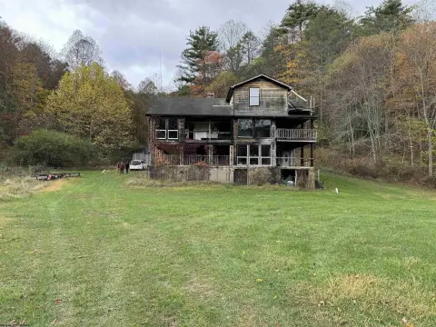 Burton, WV Farm Land