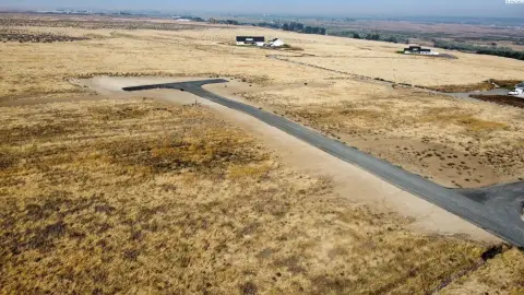 2.5 Acres with Yakima River Views