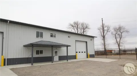 Commercial Shop & Office Space