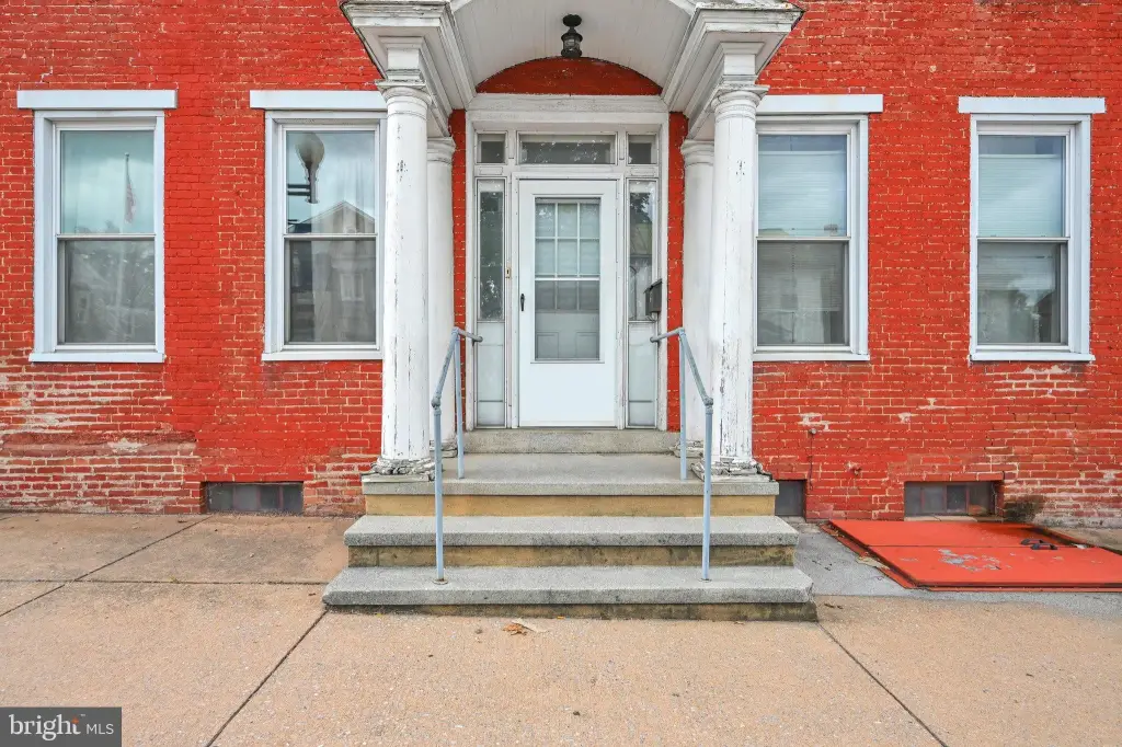 Picture 8