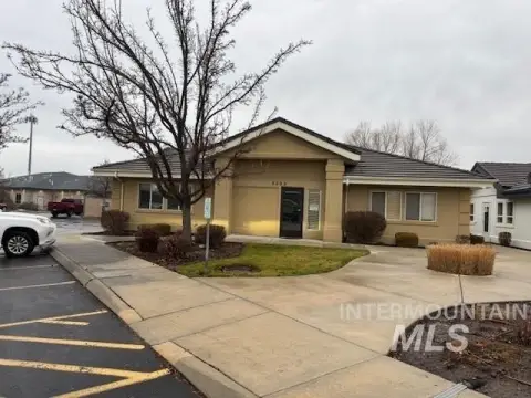 Garden City Office Space Available